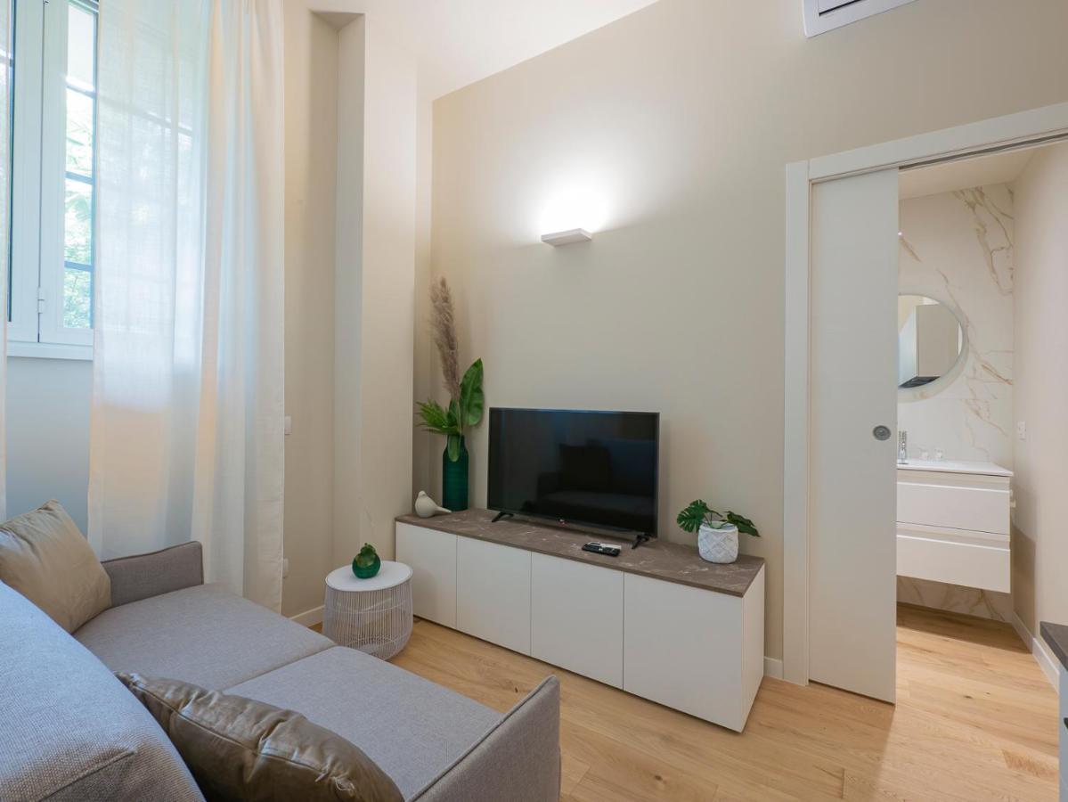 I Host Apartment - Ranzoni 1 Milaan Buitenkant foto